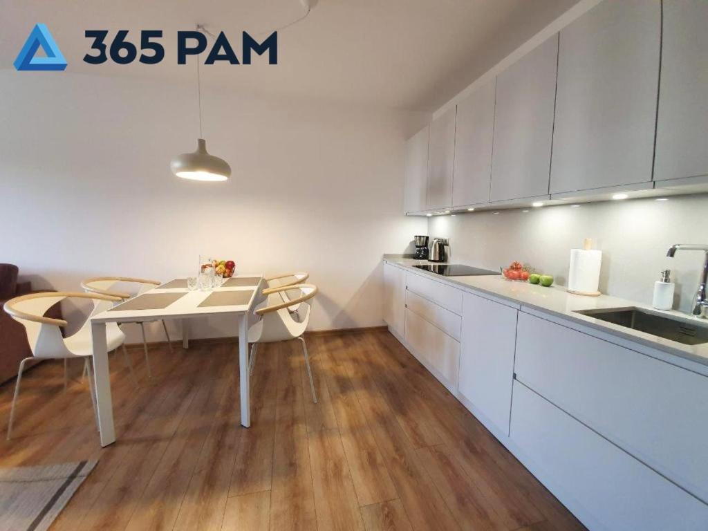 Apartament Z Basenem Polanki Park - 365Pam Kołobrzeg Esterno foto